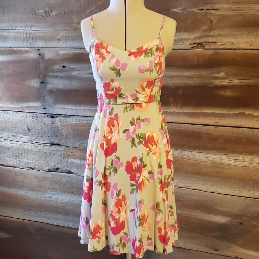 Old Navy floral print summer dress